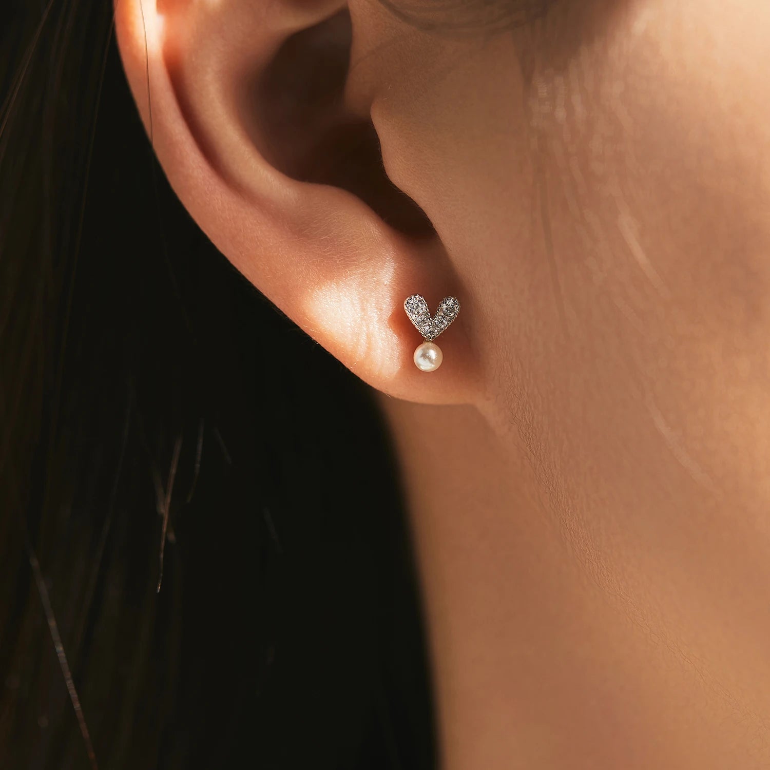 Elegant Heart and Pearl Studs